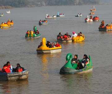 Sukhna Lake Chandigarh